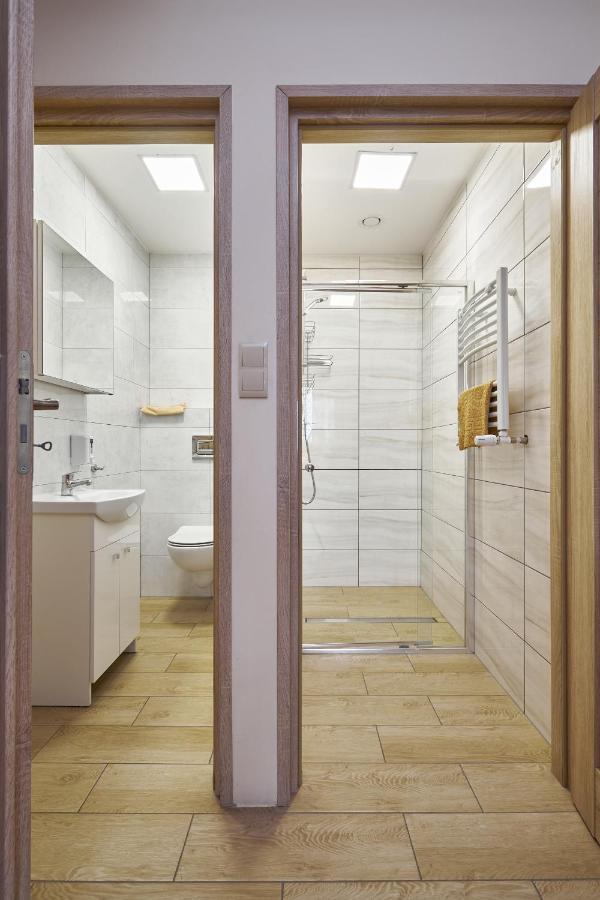 Apartamenty P7 Dzierżoniów Exteriör bild