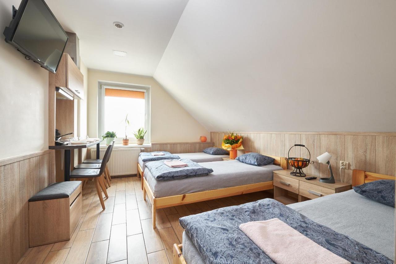 Apartamenty P7 Dzierżoniów Exteriör bild