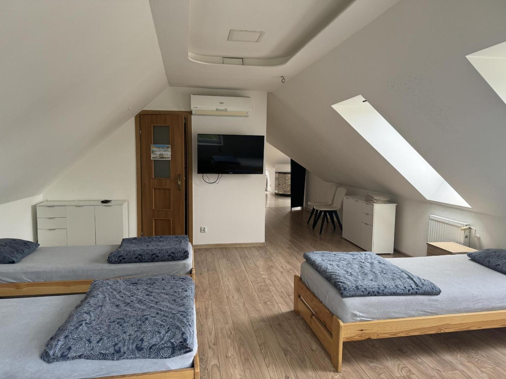 Apartamenty P7 Dzierżoniów Exteriör bild